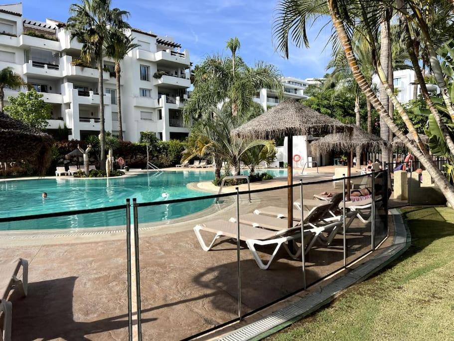 Costalita Beach Apartamento En Estepona Eksteriør bilde